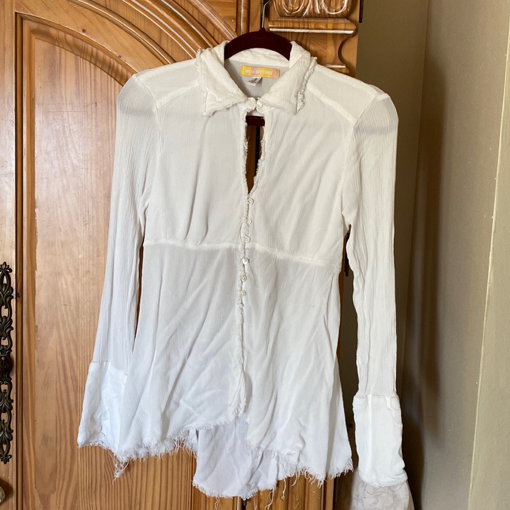 UO OPEN BACK BLOUSE